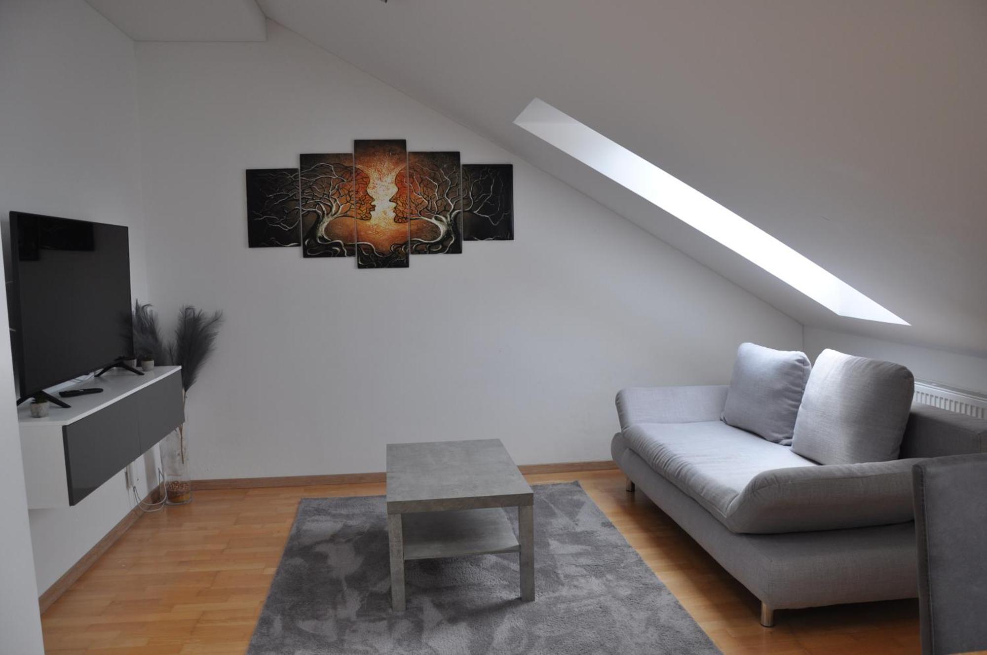 Ferienwohnung "Julka" Kostenloses W-Lan Giebelstadt Esterno foto